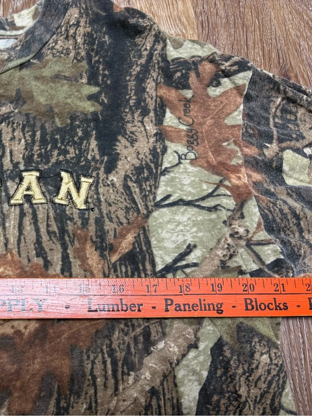 Vintage  Long-Sleeve Camo Michigan Tee - Green & Brown